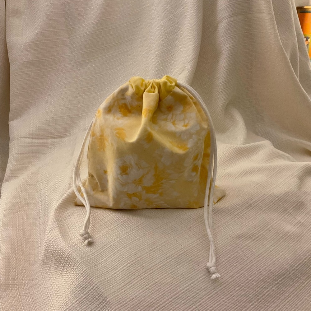Hand Bag - Picture 3 of 3